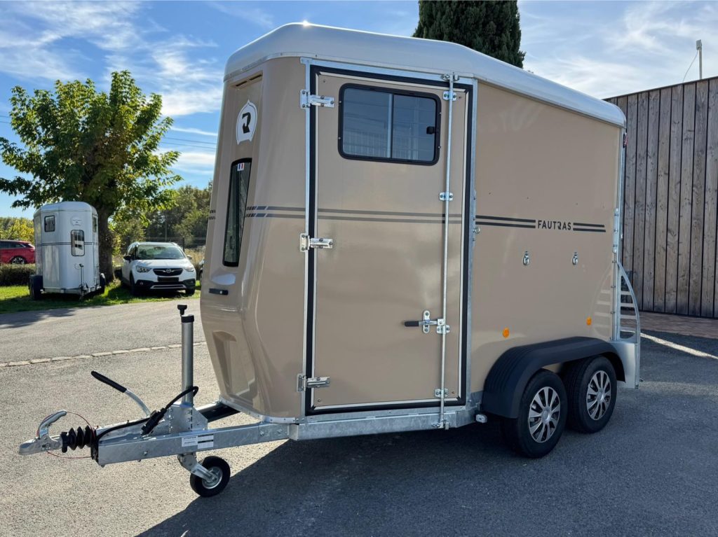 PROVAN PREMIUM BEIGE 8076 (1)